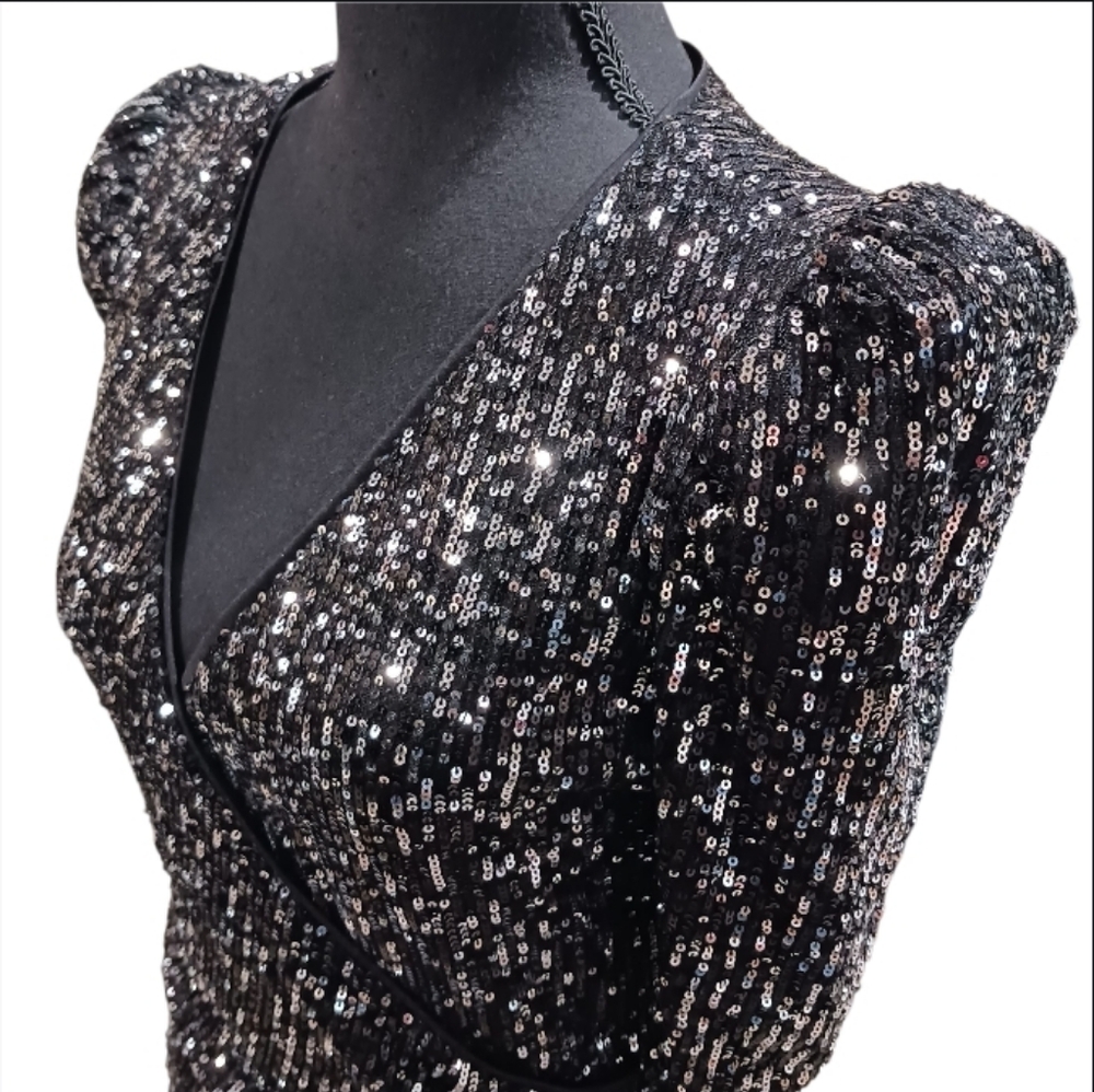 Calvin Klein Sequin Ruched Cocktail Dress - Picture 4 of 10